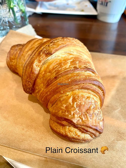Plain Croissant  #Veganuary at ID-eclair in Pasadena