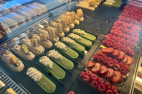 Eclairs   at ID-eclair in Pasadena