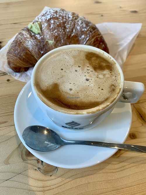 Pistacchio croissant & oat milk cappuccino  #Veganuary at nabu in Siracusa