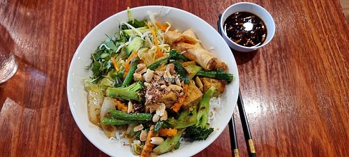 Vermicelli salad with vegetable spring rolls at Thanh Vinh in Footscray
