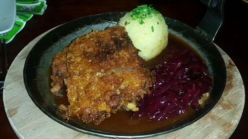 Pfanderi / soy steak, potato dumpling and red cabbage at Bodhi in Munich