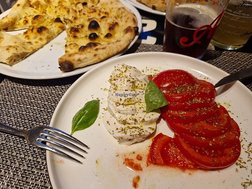 Caprese veg e fornarina at Il Buco Ristorante Pizzeria in Riccione