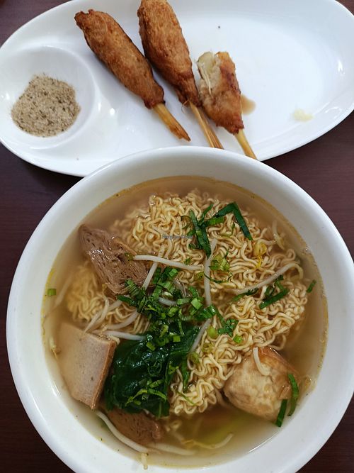 Soy chicken wings and VN noodle soup at Maitreya Healthy Vegetarian Restaurant in Phnom Penh