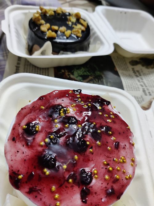Vegan Blueberry and chocolate walnut bento cake at Cake Lake Nagpur in Nagpur