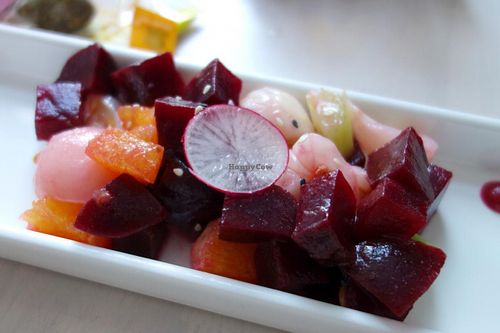 Tropical beetroot salad (vegan) at Umami in Maastricht