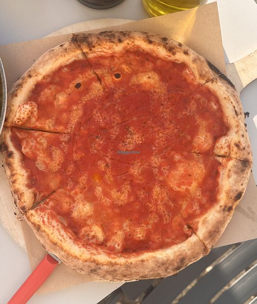 Pizza pane with lots of garlic and olive oill  at Das Martinus in Weingarten