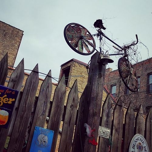 Patio at Handlebar in Chicago