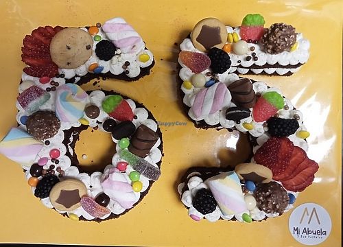 Tarta personalizada 65 cumpleaños at Mi Abuela Y Sus Pasteles  in Mislata