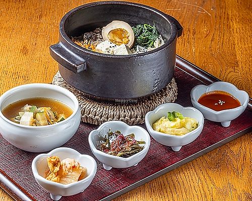 Menu bibimbap au tofu - sur place.  at Chez Madame Kim - Takeout in Morges