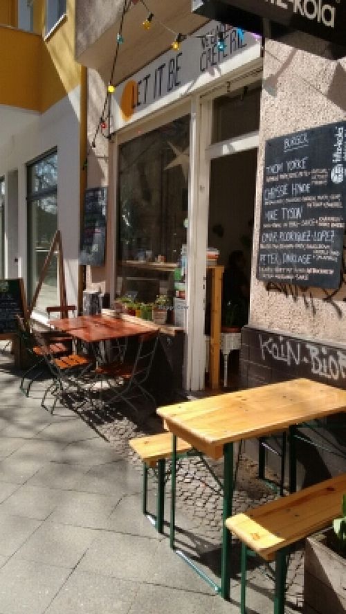 outside seating at Let It Be in Berlin