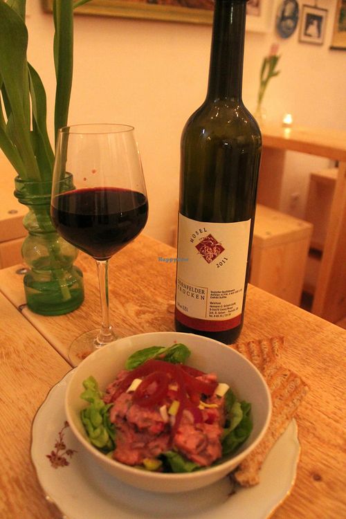 Heringssalat mit Rotwein, hmmmm at Let It Be in Berlin