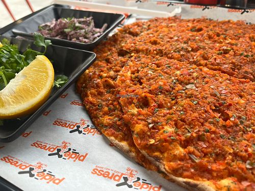 vegan lahmacun at Pidexpress in Istanbul