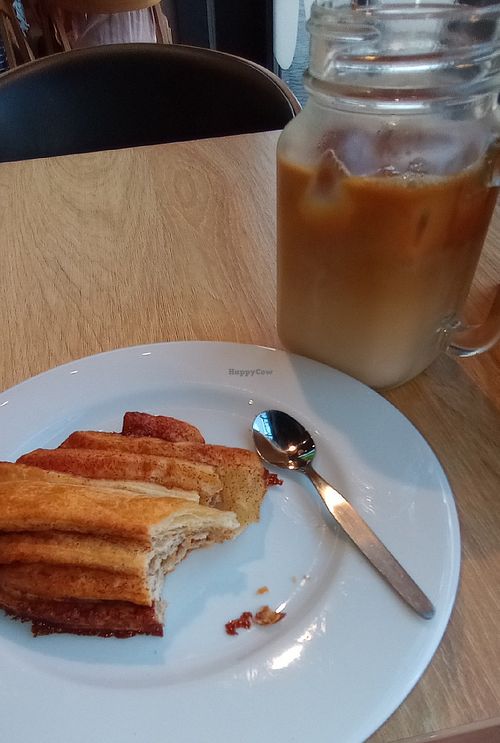 Cinnamon roll and iced coffee at Tchibo   in Ceske Budejovice