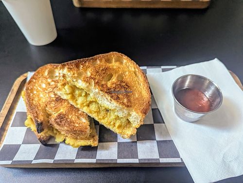 Spiced Indian potato sandwich with spicy ketchup at Up Top Cafe in Del Norte