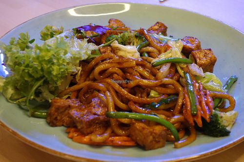 No 12 Udon Yaki with tofu (vegan) at Sumo Thai Sushi in Saarbrucken