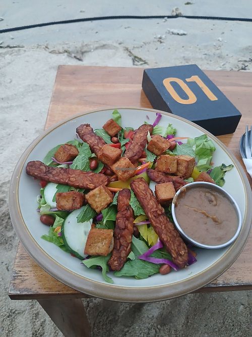 Tofu crunch salad at PJ's in 