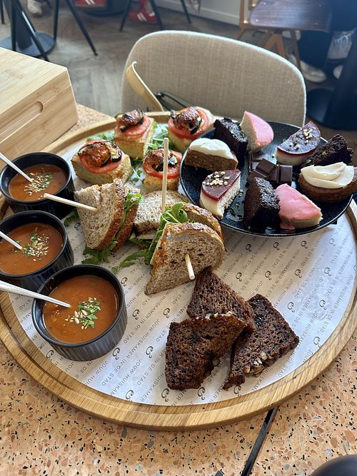 High tea  at Anne&Max - Veemarktstraat in Breda
