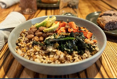 GRAVITY BOWL (df/vegan)
sweet potato hash, sauteed peppers and onion, braised kale, smoked red pepper tahini, avocado, toasted pepita  at Cabin Juice in Breckenridge