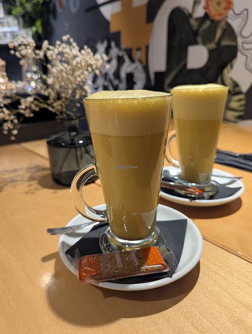 Golden Latte #Veganuary at Bohini - Coffee Shop & Restaurant in L-imgarr