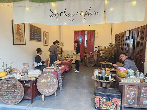  at Sạp Chay Cô Phiêu in Hanoi