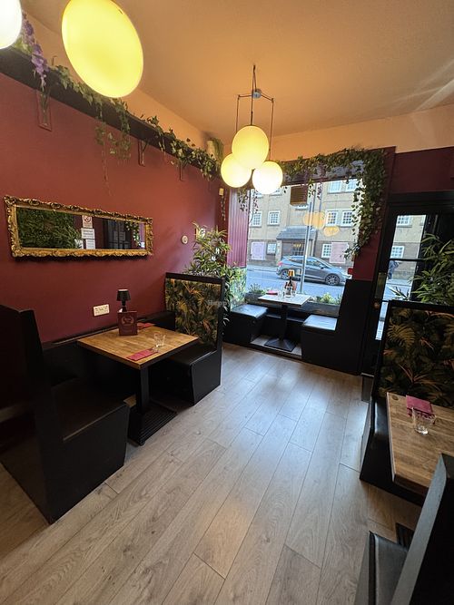 Small room at the front   at Sora Diana in Edinburgh