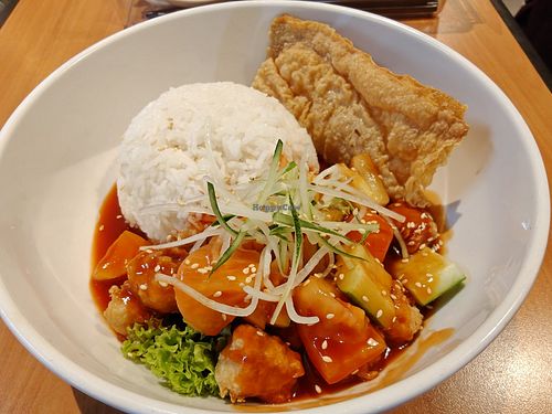 Sweet and sour rice at Mother Earth Classic Express - 大地之素 in Central Singapore
