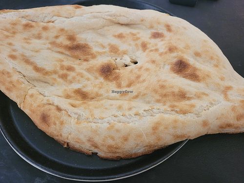 Veganised bread. Note that breads listed on the menu all contain sour cream, but staff were happy to make a custom vegan Lavash bread 💜🙏 at Doli - Kutaisi in Kutaisi