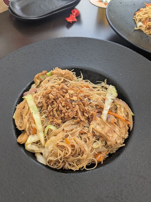 Rice noodles with veggies and heura at Chao Chao Noodles & Gyoza in Gran Canaria
