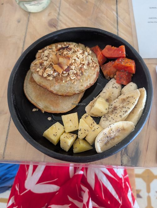 Vegan pancakes at La Popular Brunch & Pizza in Santa Marta