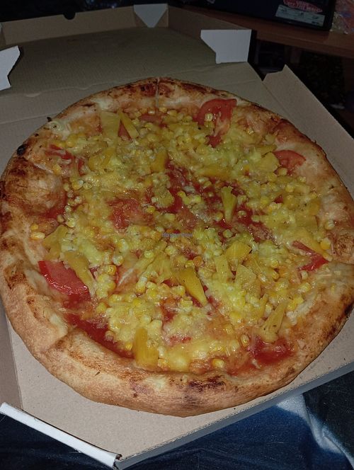 Pizza with pineapple at JVS Pizza in Zabreh