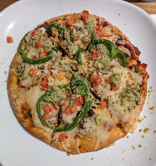 Create your own pizza with vegan cheese on cauliflower crust at Boston Pizza. #Veganuary at Boston Pizza in Renfrew