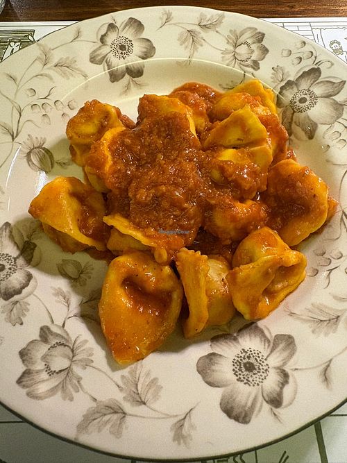 Cappelletti with seitan ragù at Cucina del Condominio in Ravenna