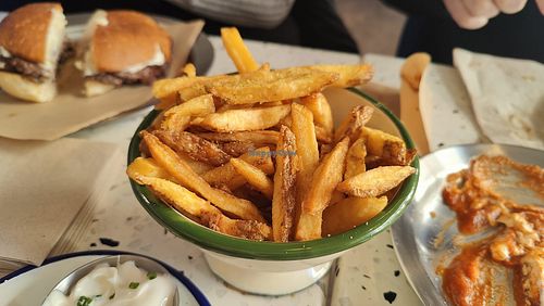 Patatas con sal de romero at Bagü Burger Hamburguesería in Sant Vicenc Dels Horts