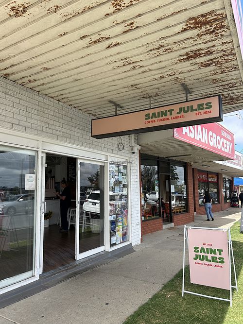 Storefront   at Saint Jules in San Remo
