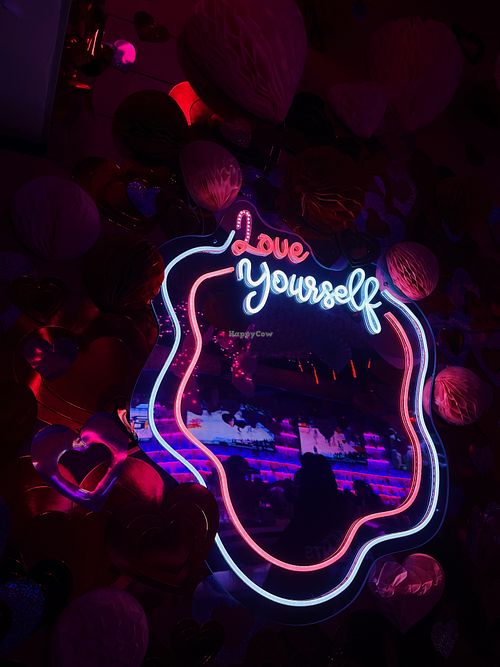 valentine’s day decor   at 50 Shades of Rosé in Scottsdale