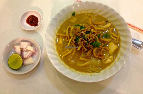 Khao Soi at Kin-Lum Vegetarian in Chiang Mai