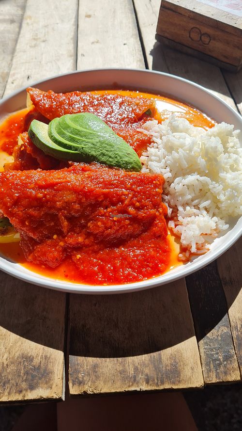 Enchiladas con vegetales and salsa rojo at Restaurant La Ventana Ranch in La Paz