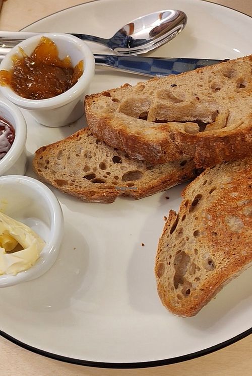 Torradas con manteiga e marmelda caseira at Black Cat Santiago in Santiago De Compostela