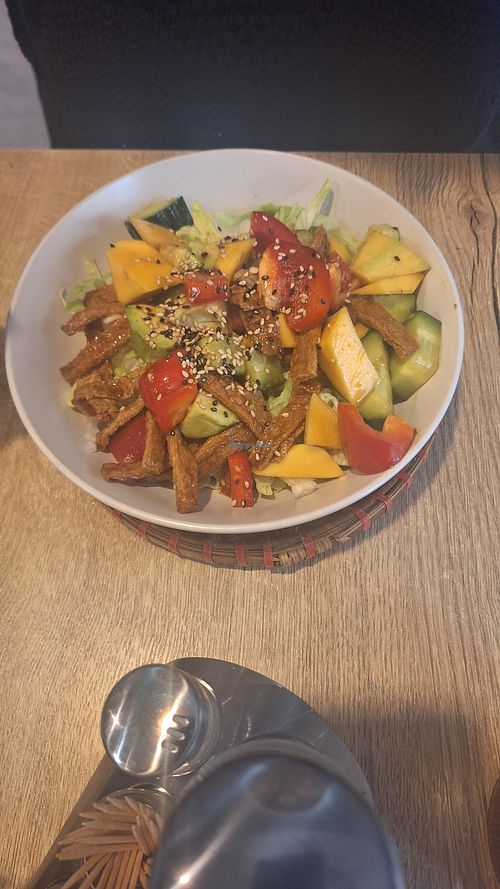 Vegan Buddha bowl at Ba Em in Wiesbaden