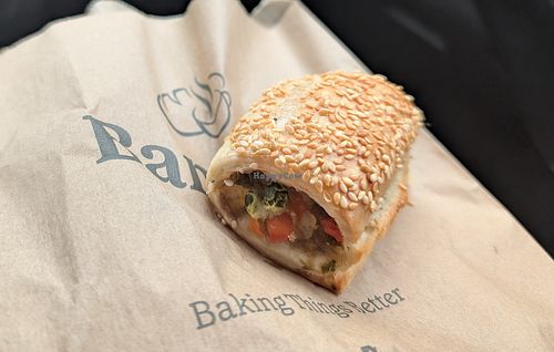 Vegetarian roll (also vegan). They are quite small but tasty. 28/6/25 at Banjo's Bakery Café – Campbell Town in Campbell Town