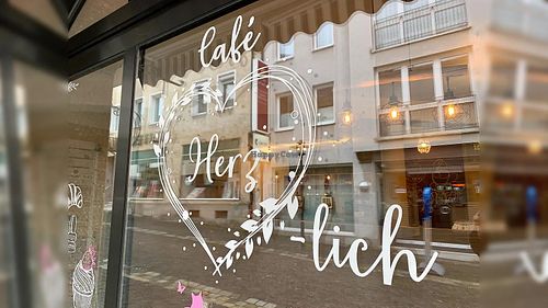 Front   at Café Herzlich in Weiden