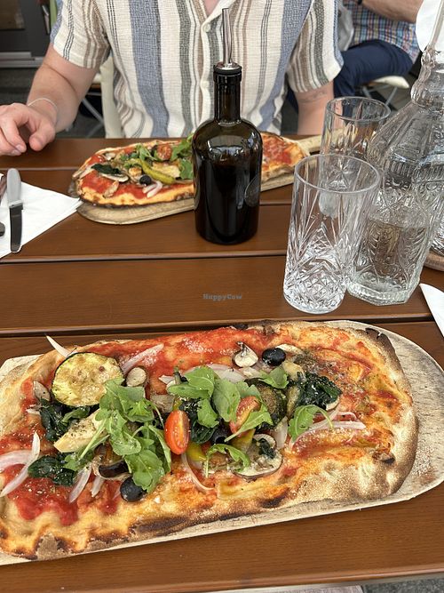 Vegane Pinsa mit Grillgemüse   at L‘Ultima Trattoria in Oberstdorf