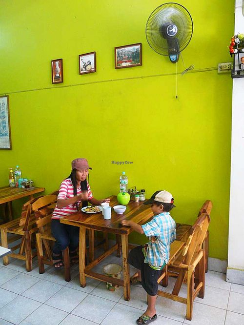 Cozy interior with wooden tables. at Jay - Prajaksinlapacom Road in Udon Thani