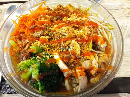 Vegan ramen at Poke & Bowl - Tours in Tours