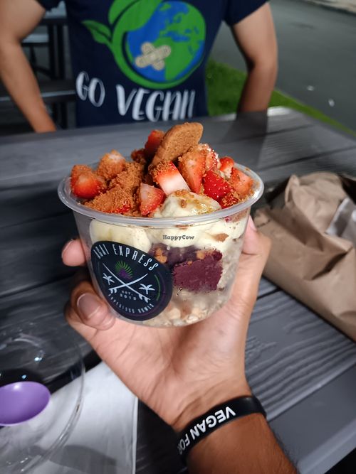 (Biscoff) "Cookie Butter bowl" [DontWatch.org] foto del 10/dic/24 #Veganuary at Açaí Express - Santolaya Shopping Villa in Caguas