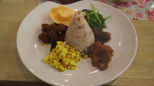 Banana Leaf Nasi Campur at Loving Hut in Central Singapore