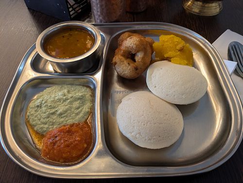 Breakfast buffet: sambar, idli and vada at Manasa in Sale