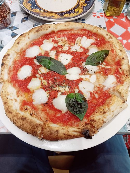 Classic pizza with addon vegan mozzarella at Si Nonna's - Inorbit Mall in Navi Mumbai