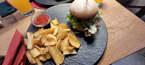 Veganer Beyond Burger at Kayas Burger & Bar  in Homburg
