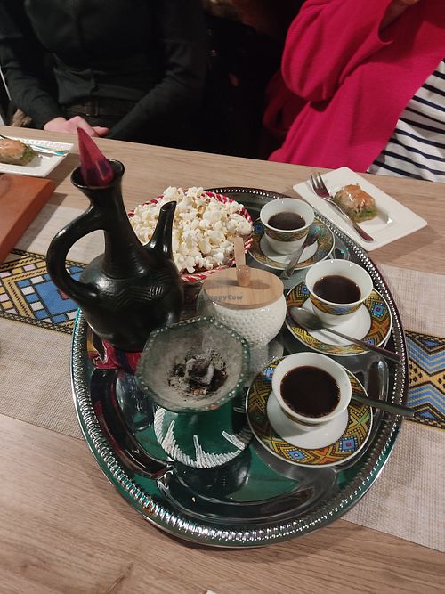 Traditionelle Kaffeezeremonie at Temesgen Simmern in Simmern